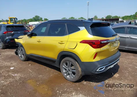 2021 Kia Seltos S z USA, uszkodzony, nr VIN KNDEUCAA8M7194177